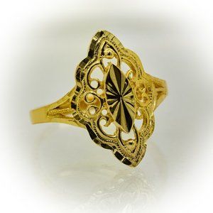 Vintage Gold Filigree Ring